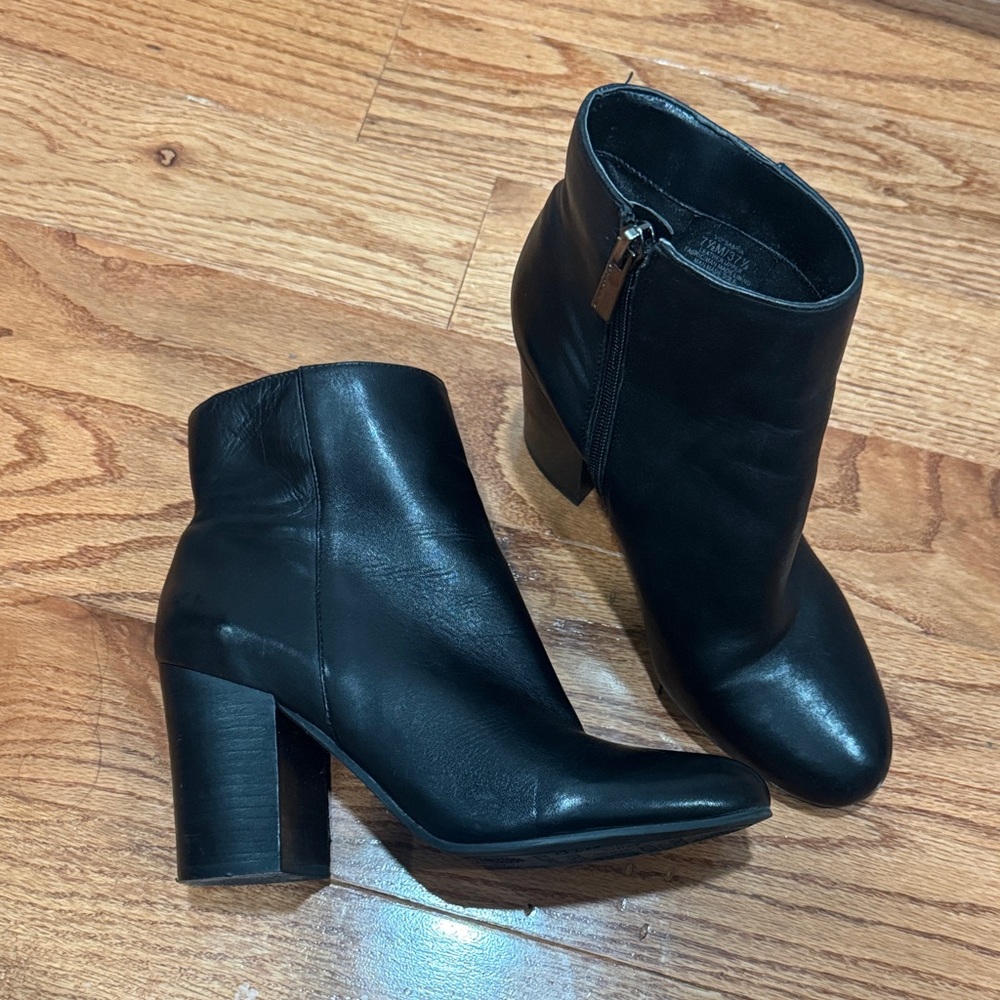 Vince Camuto Black Sabria Ankle Boots